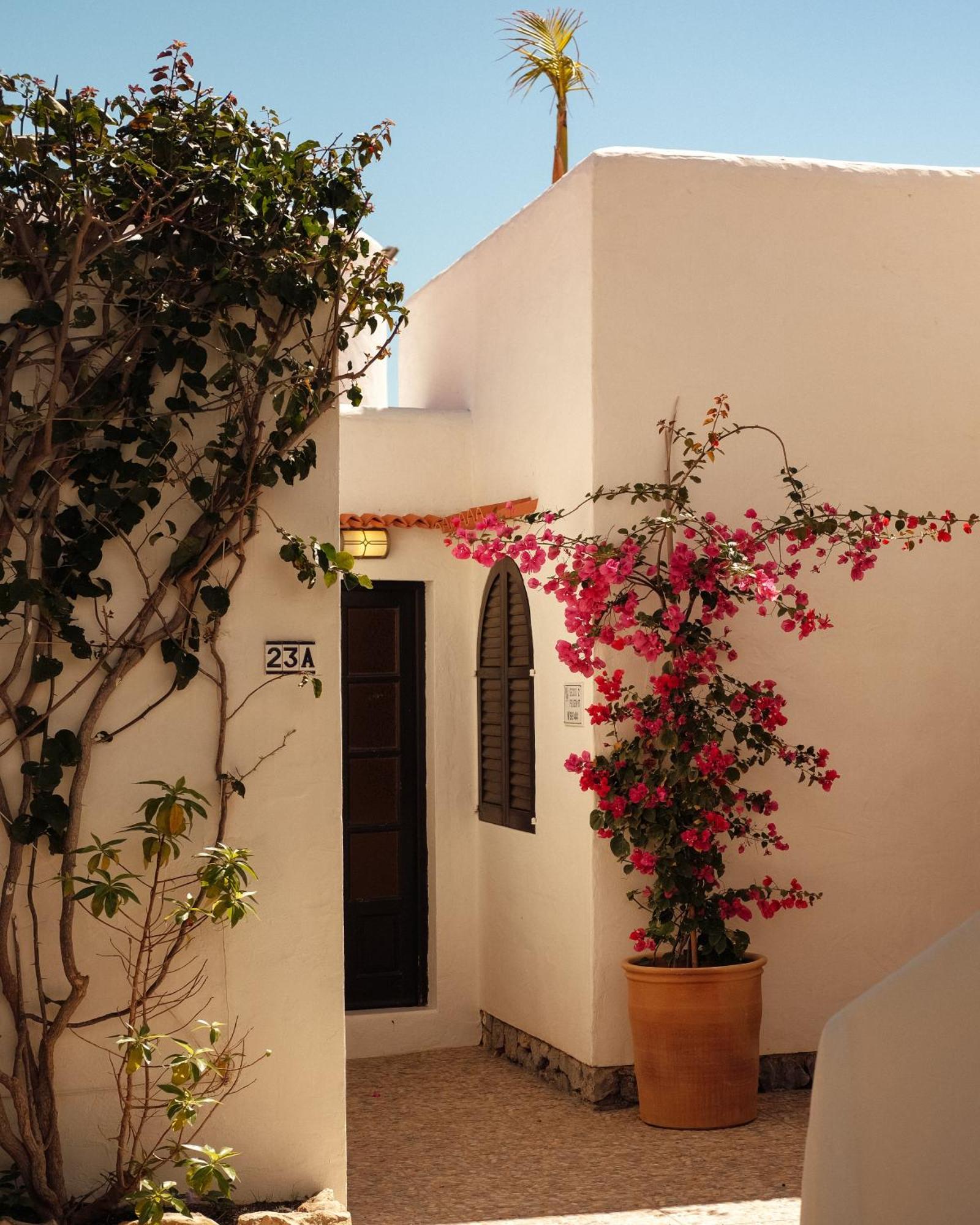 Unio Ibiza - Adults Only Hotel กาลาวาเดลลา ภายนอก รูปภาพ