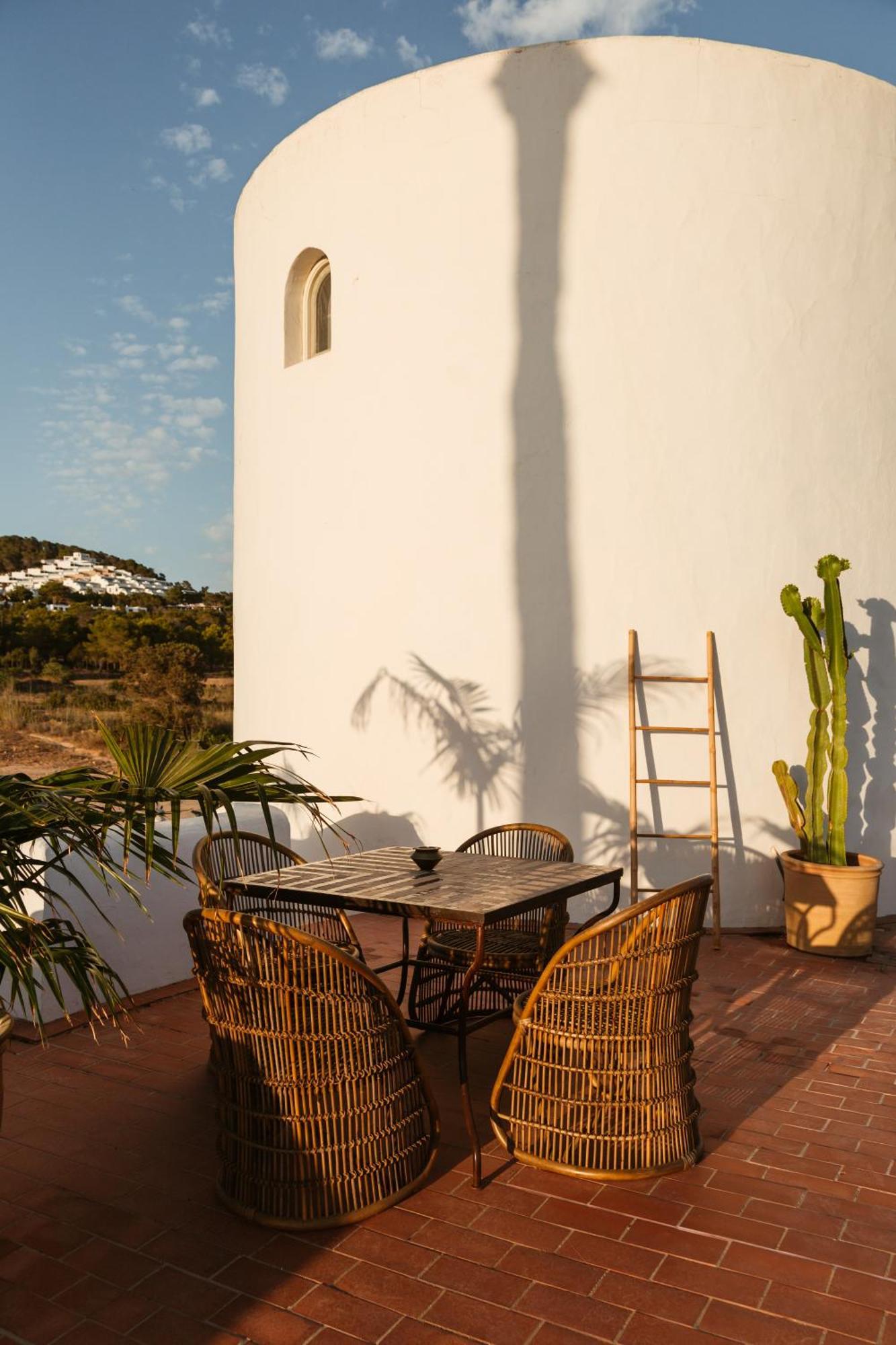 Unio Ibiza - Adults Only Hotel กาลาวาเดลลา ภายนอก รูปภาพ